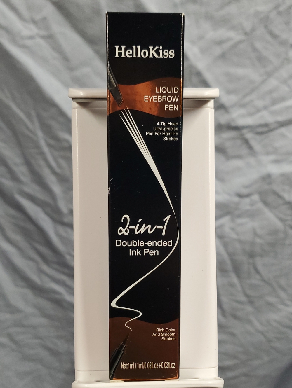 2-in-1 Liquid Eyebrow Pen — Brown